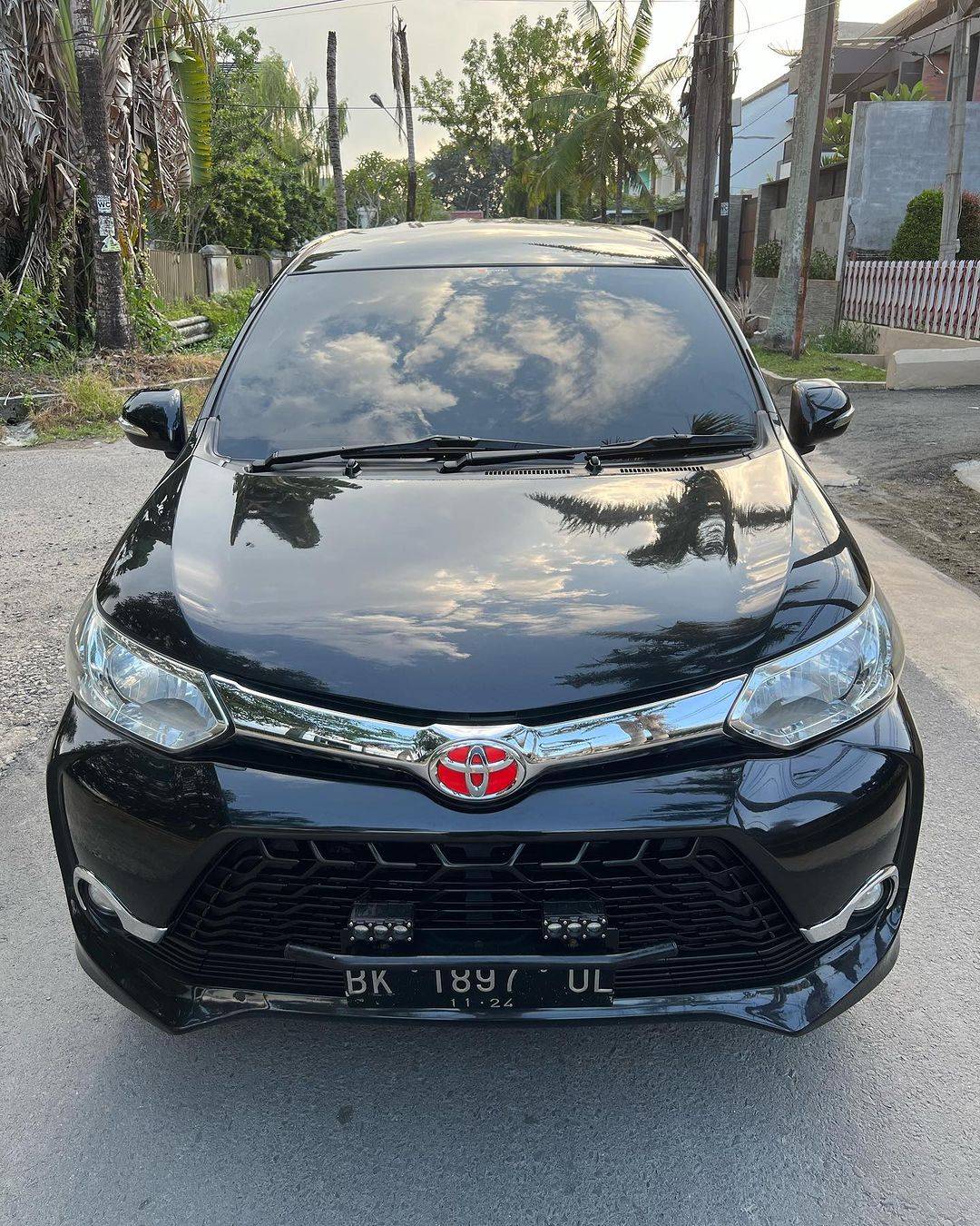 Second Hand 2018 Toyota Avanza Veloz Second Hand 2018 Toyota Avanza Veloz