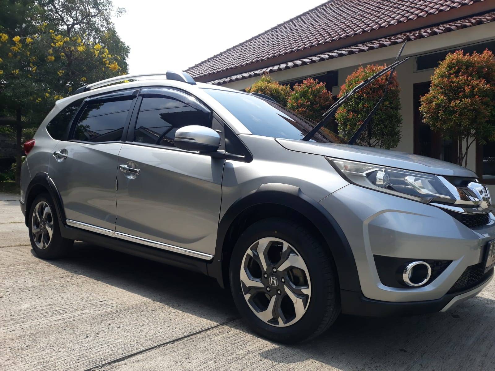 Second Hand 2016 Honda BRV Second Hand 2016 Honda BRV