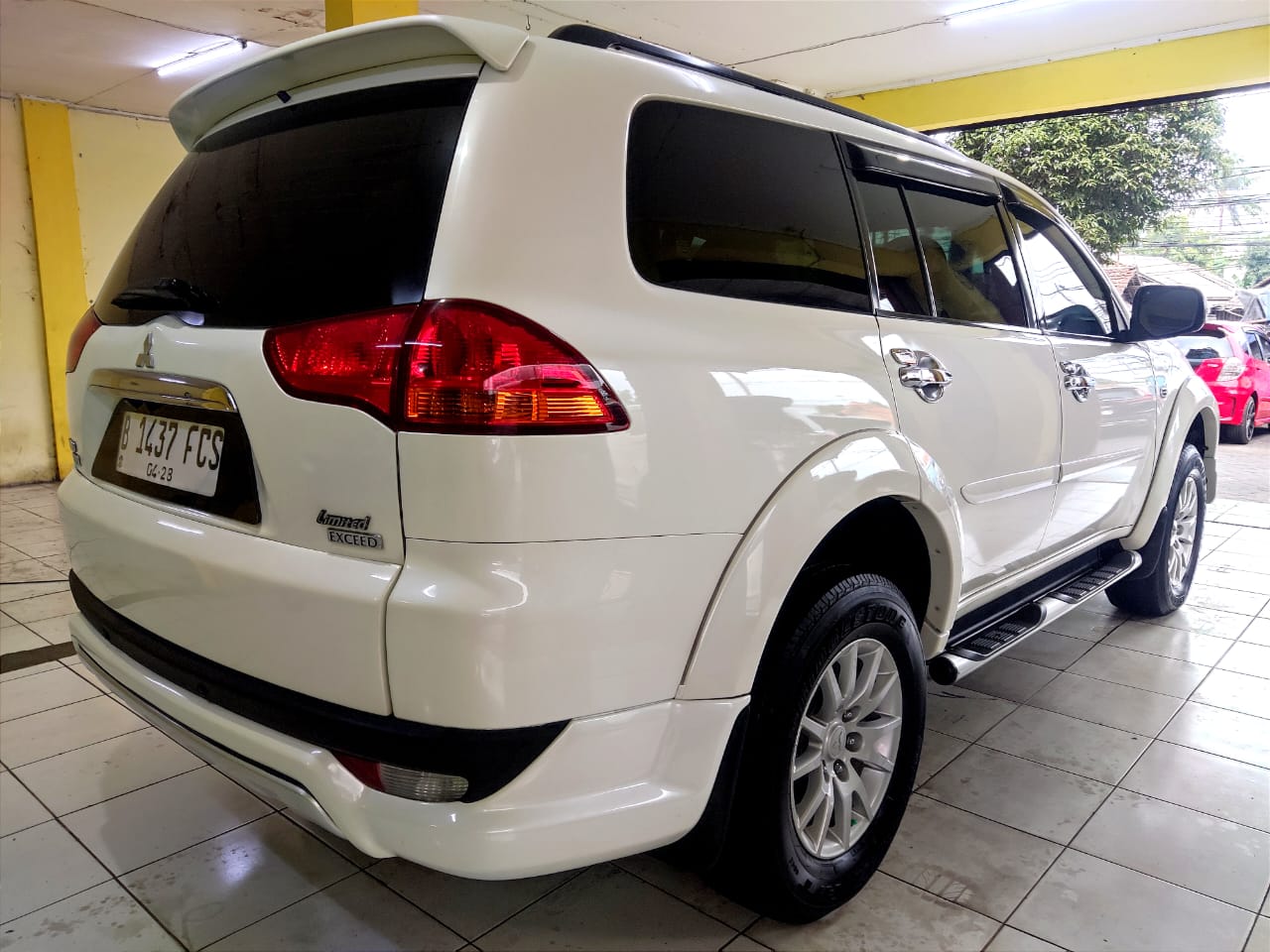 2013 Mitsubishi Pajero 2013 Mitsubishi Pajero