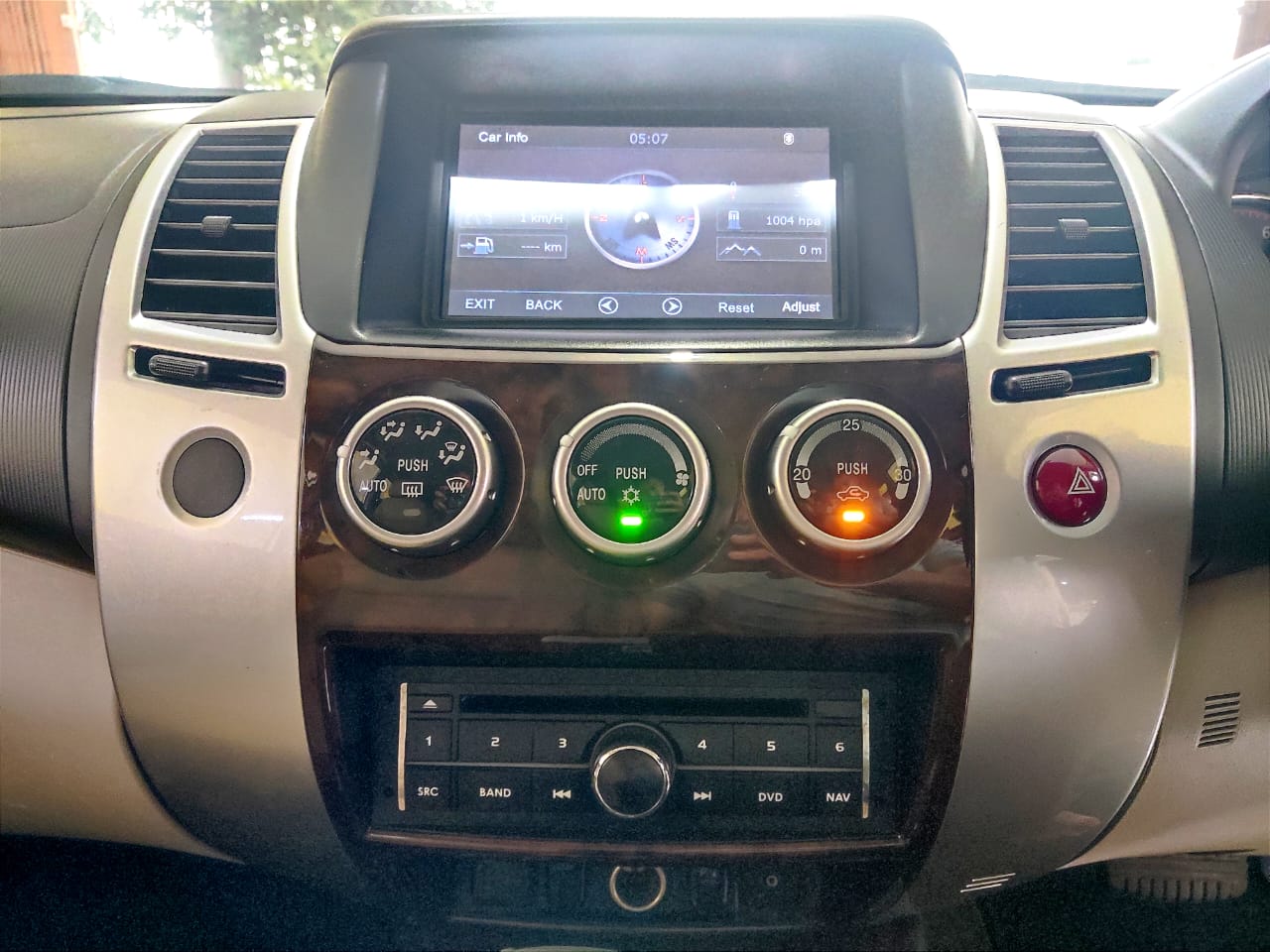 2013 Mitsubishi Pajero 2013 Mitsubishi Pajero