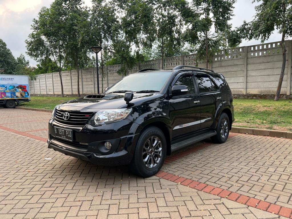 2015 Toyota Fortuner  2015 Toyota Fortuner