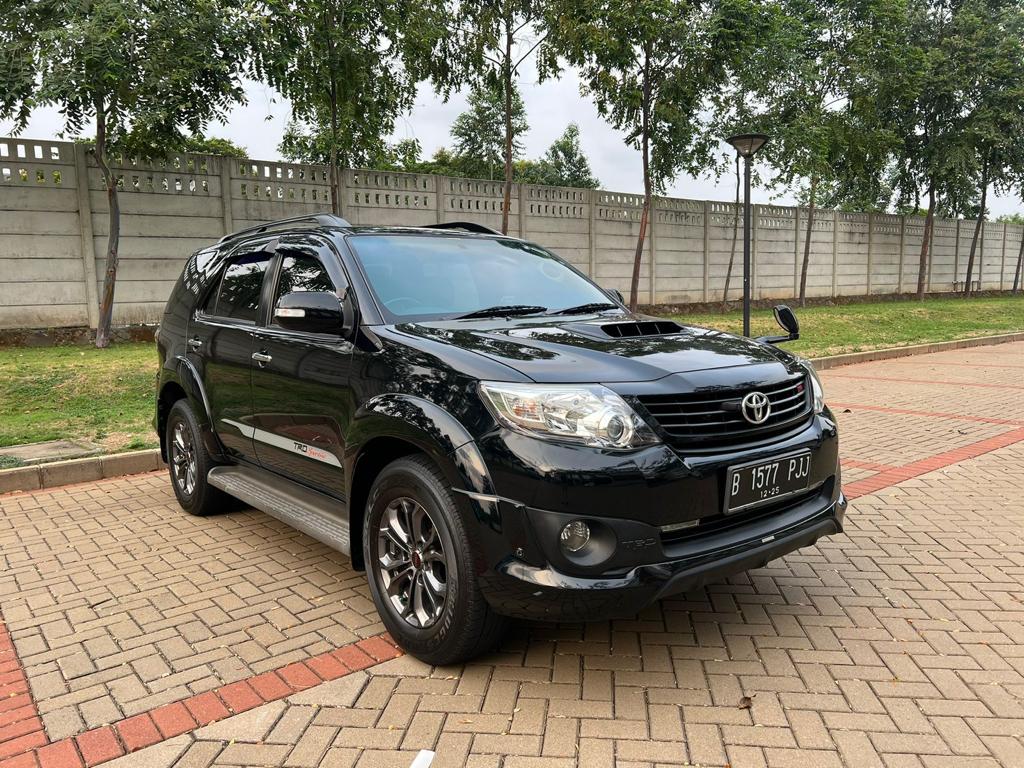 2015 Toyota Fortuner  2015 Toyota Fortuner