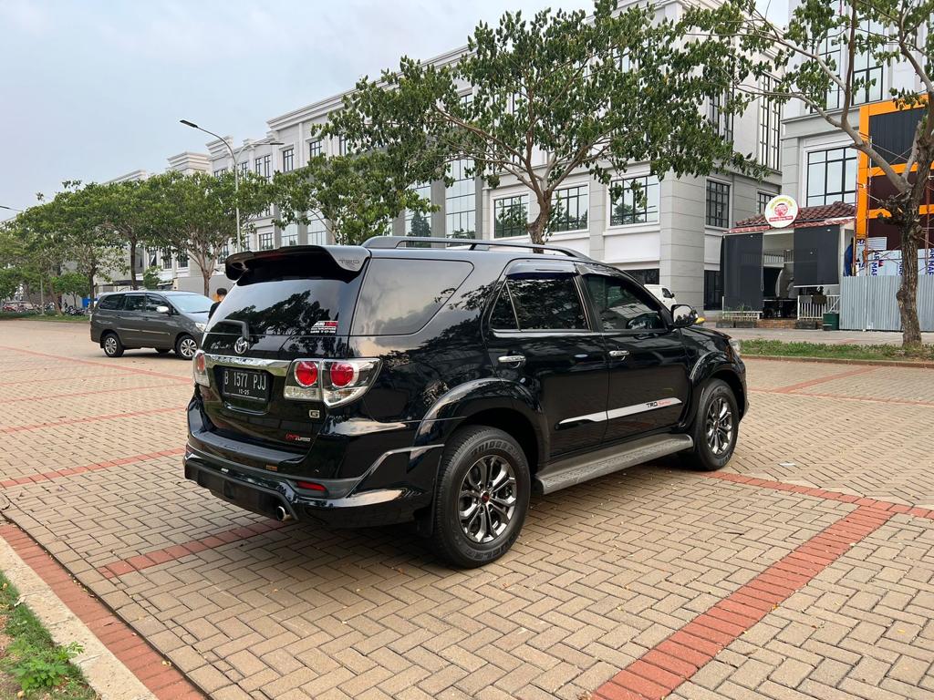 2015 Toyota Fortuner  2015 Toyota Fortuner