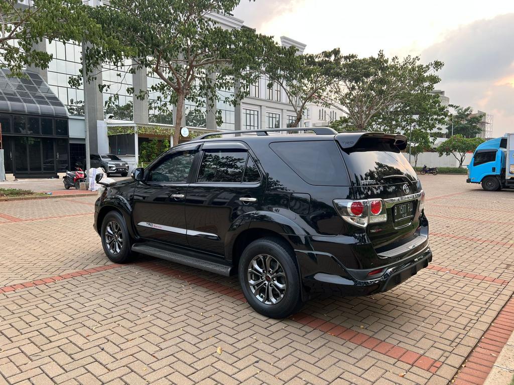 2015 Toyota Fortuner  2015 Toyota Fortuner