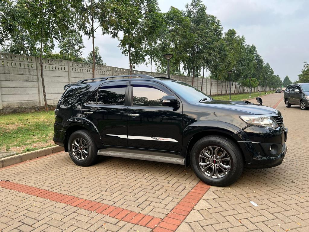 2015 Toyota Fortuner  2015 Toyota Fortuner