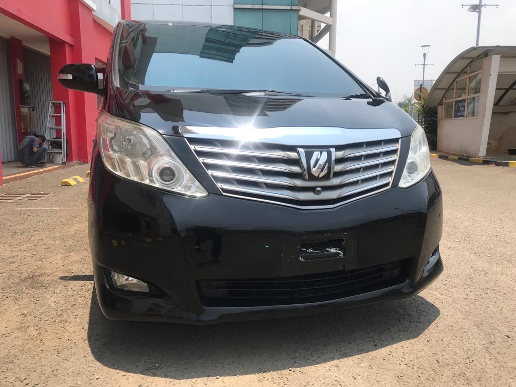 2011 Toyota Alphard 2011 Toyota Alphard