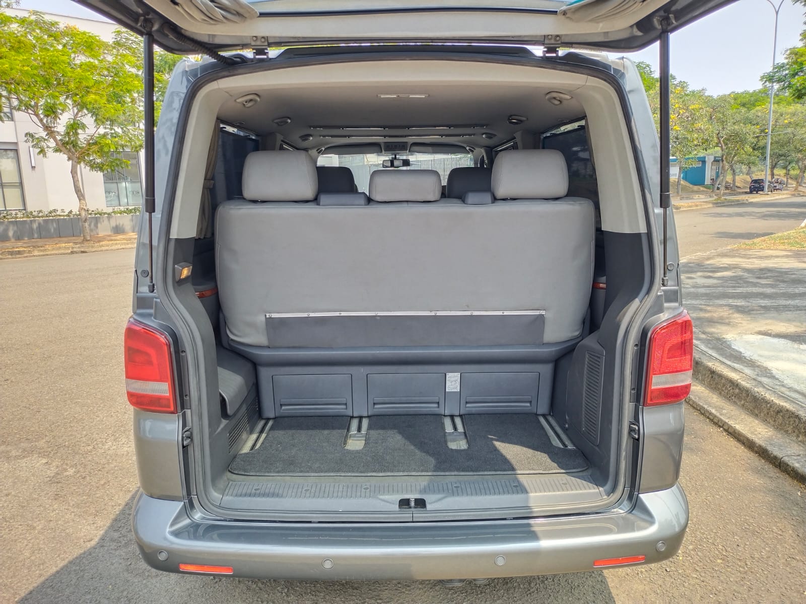 2010 Volkswagen Caravelle 2010 Volkswagen Caravelle