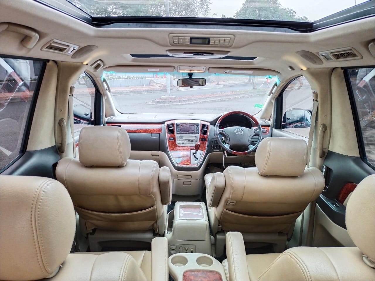 2004 Toyota Alphard 2004 Toyota Alphard