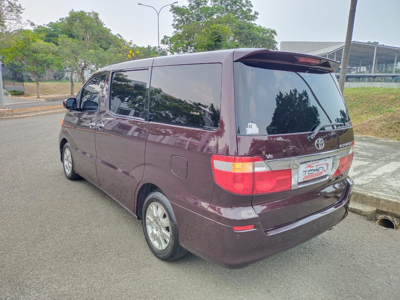2004 Toyota Alphard 2004 Toyota Alphard