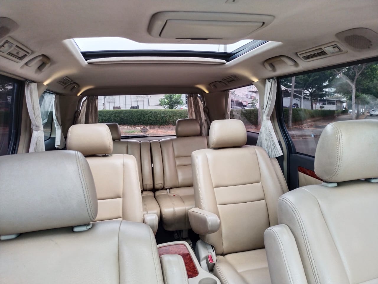 2004 Toyota Alphard 2004 Toyota Alphard