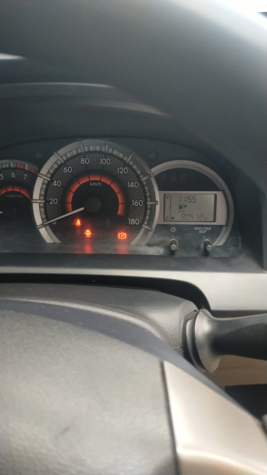 2013 Daihatsu Xenia 2013 Daihatsu Xenia