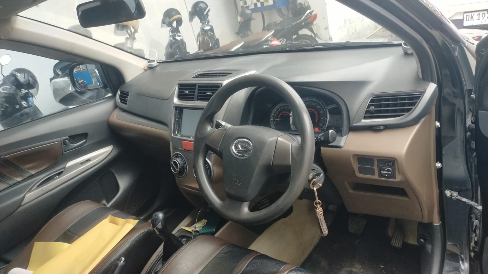 2013 Daihatsu Xenia 2013 Daihatsu Xenia