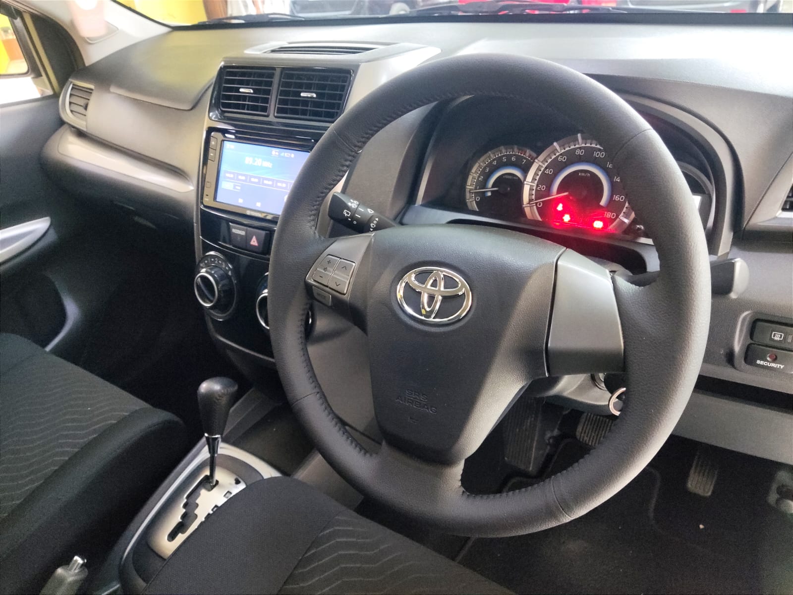 2018 Toyota Avanza Veloz 2018 Toyota Avanza Veloz