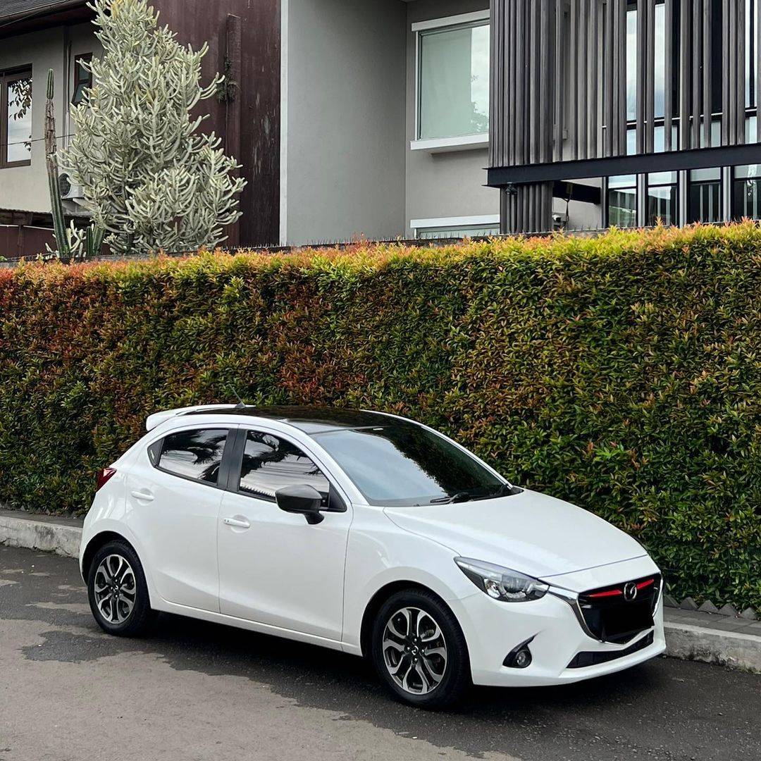 2015 Mazda 2 2015 Mazda 2