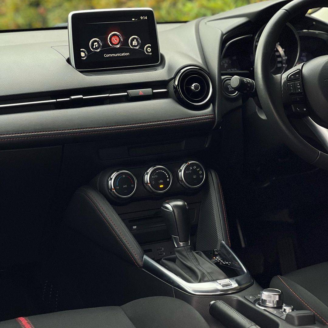 2015 Mazda 2 2015 Mazda 2