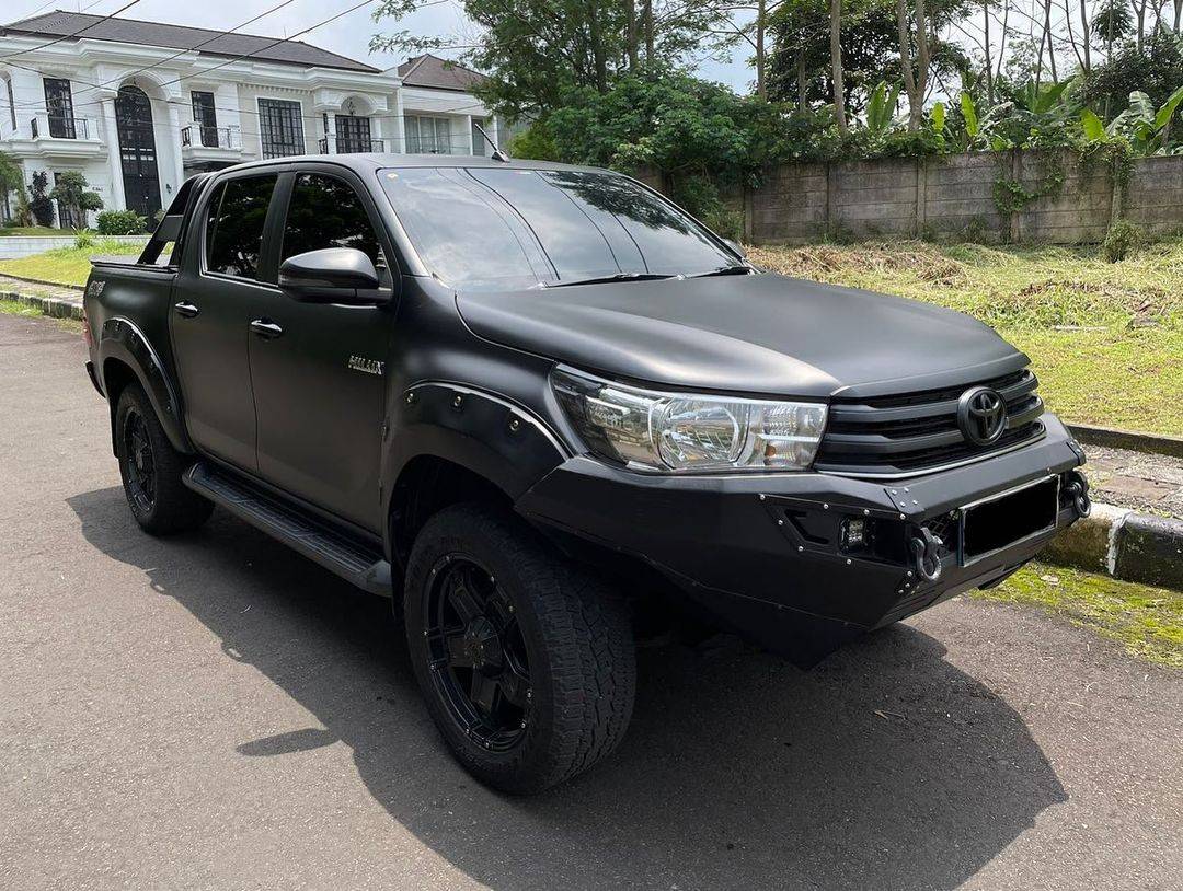 2018 Toyota Hilux Double Cabin V 2.5L MT Bekas