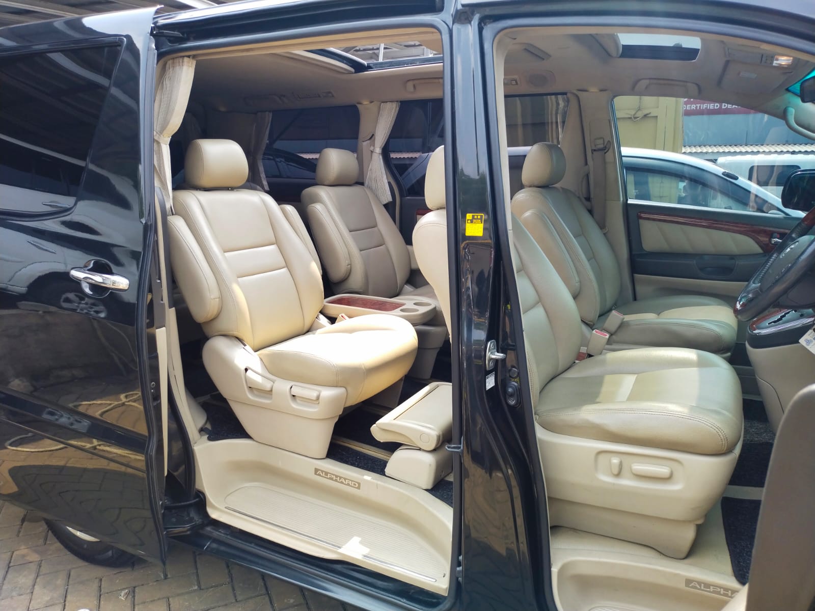 2004 Toyota Alphard 2004 Toyota Alphard