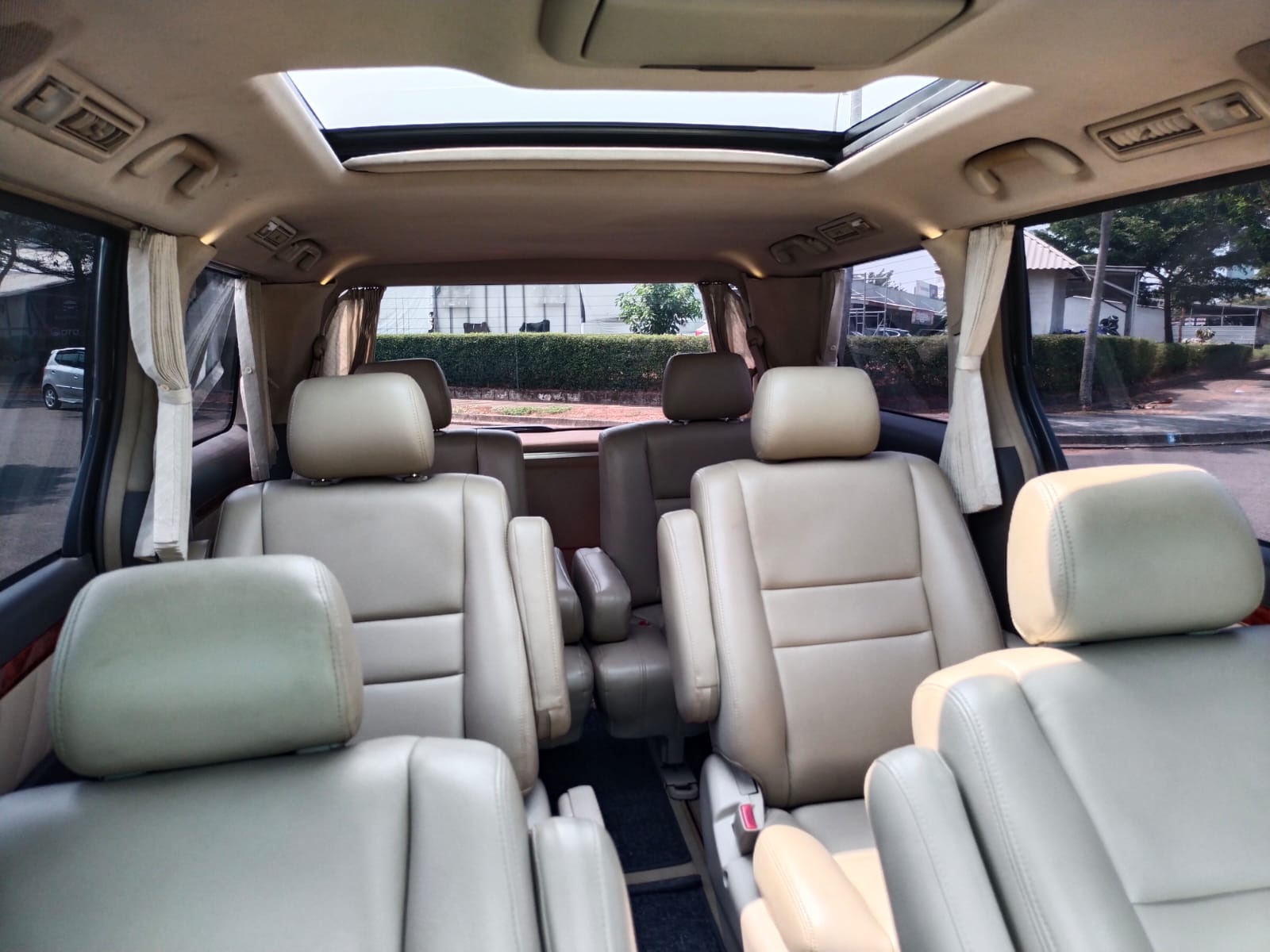 2004 Toyota Alphard 2004 Toyota Alphard