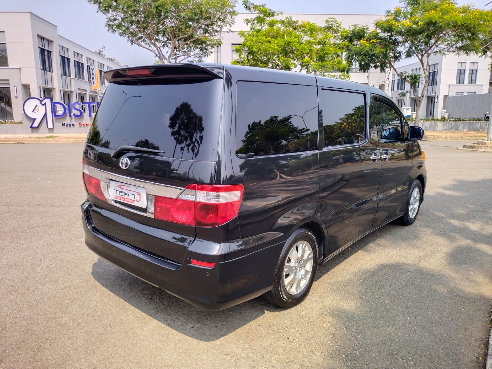 2004 Toyota Alphard 2004 Toyota Alphard