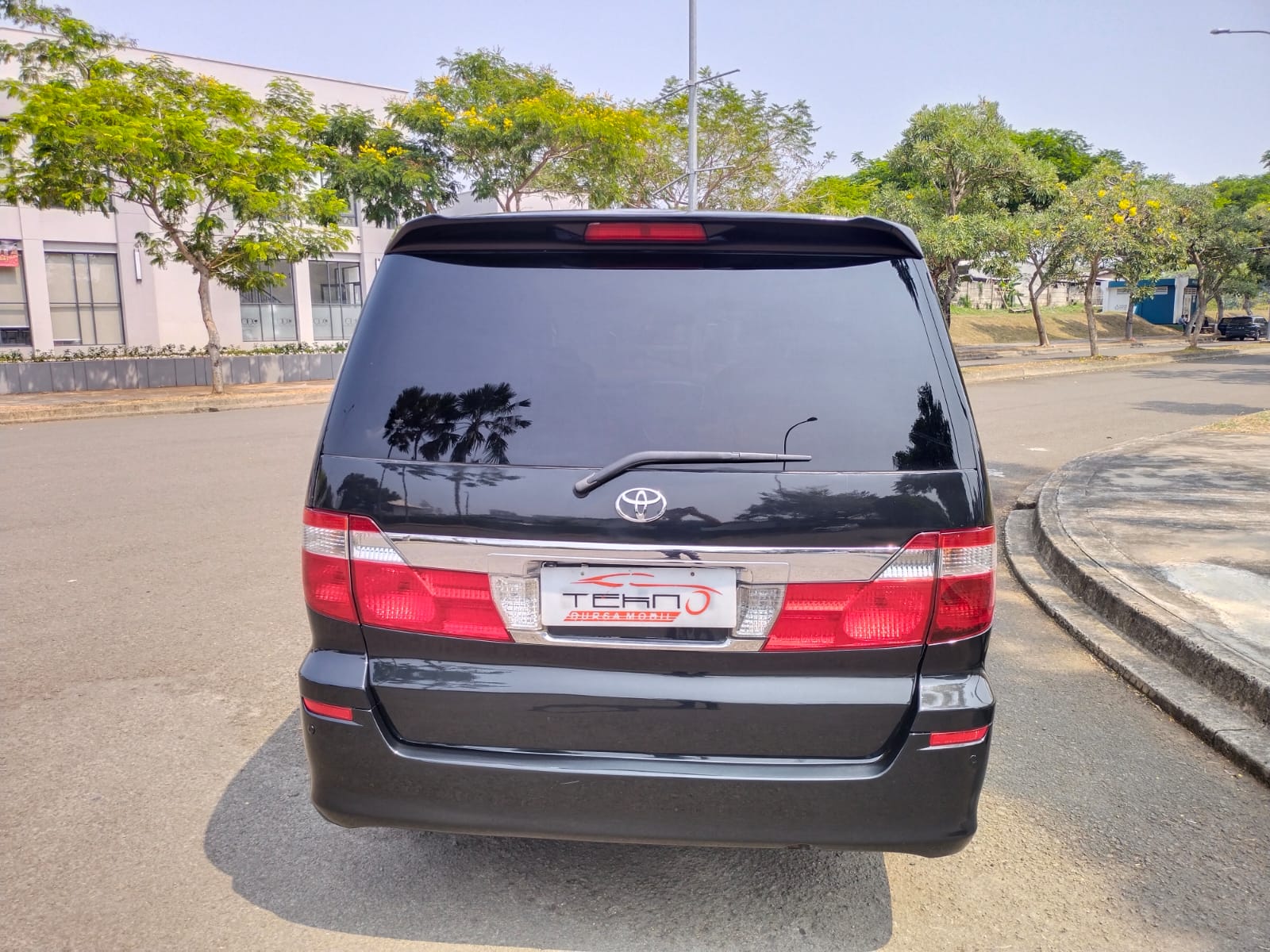 2004 Toyota Alphard 2004 Toyota Alphard