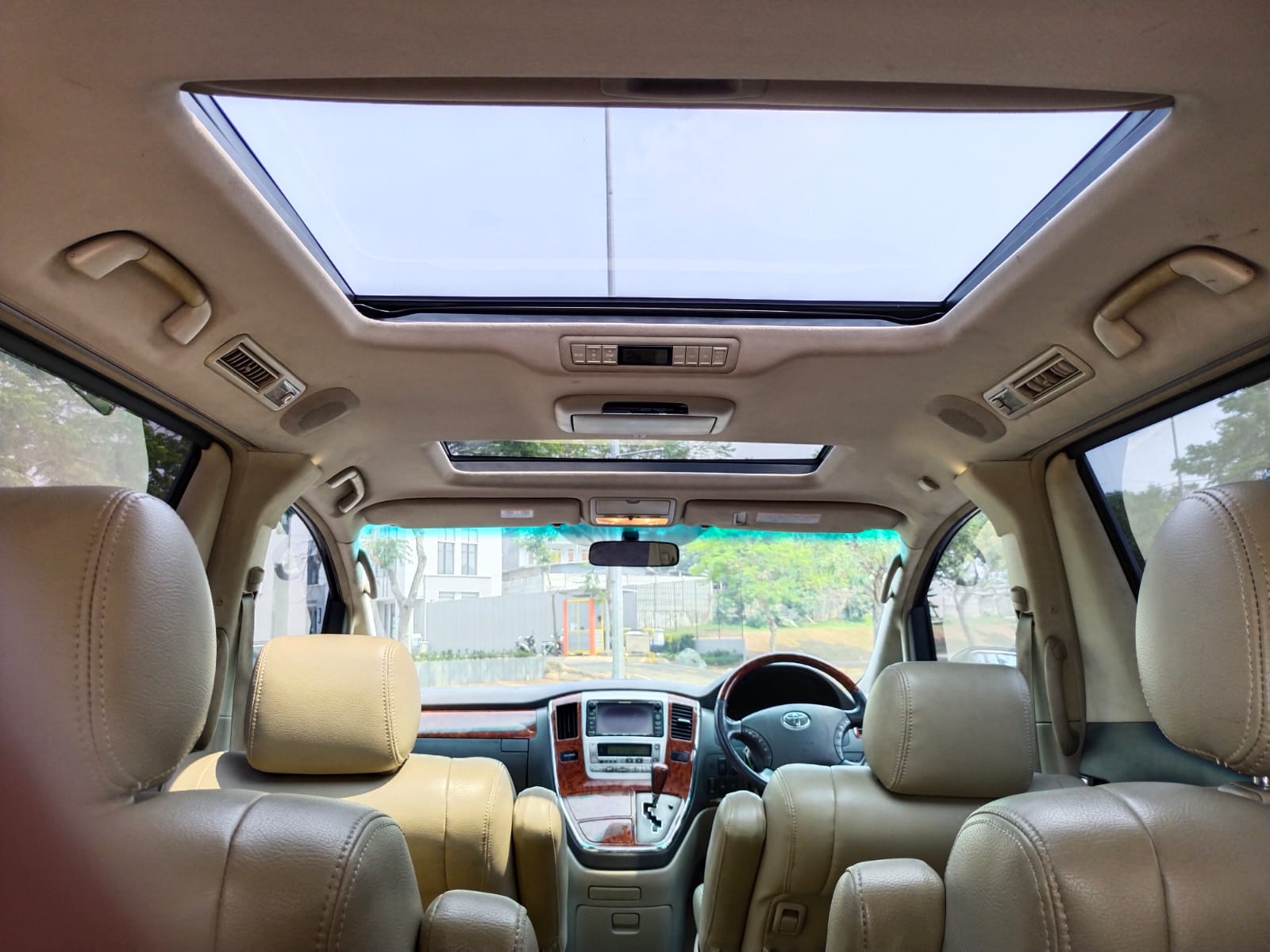 2004 Toyota Alphard 2004 Toyota Alphard