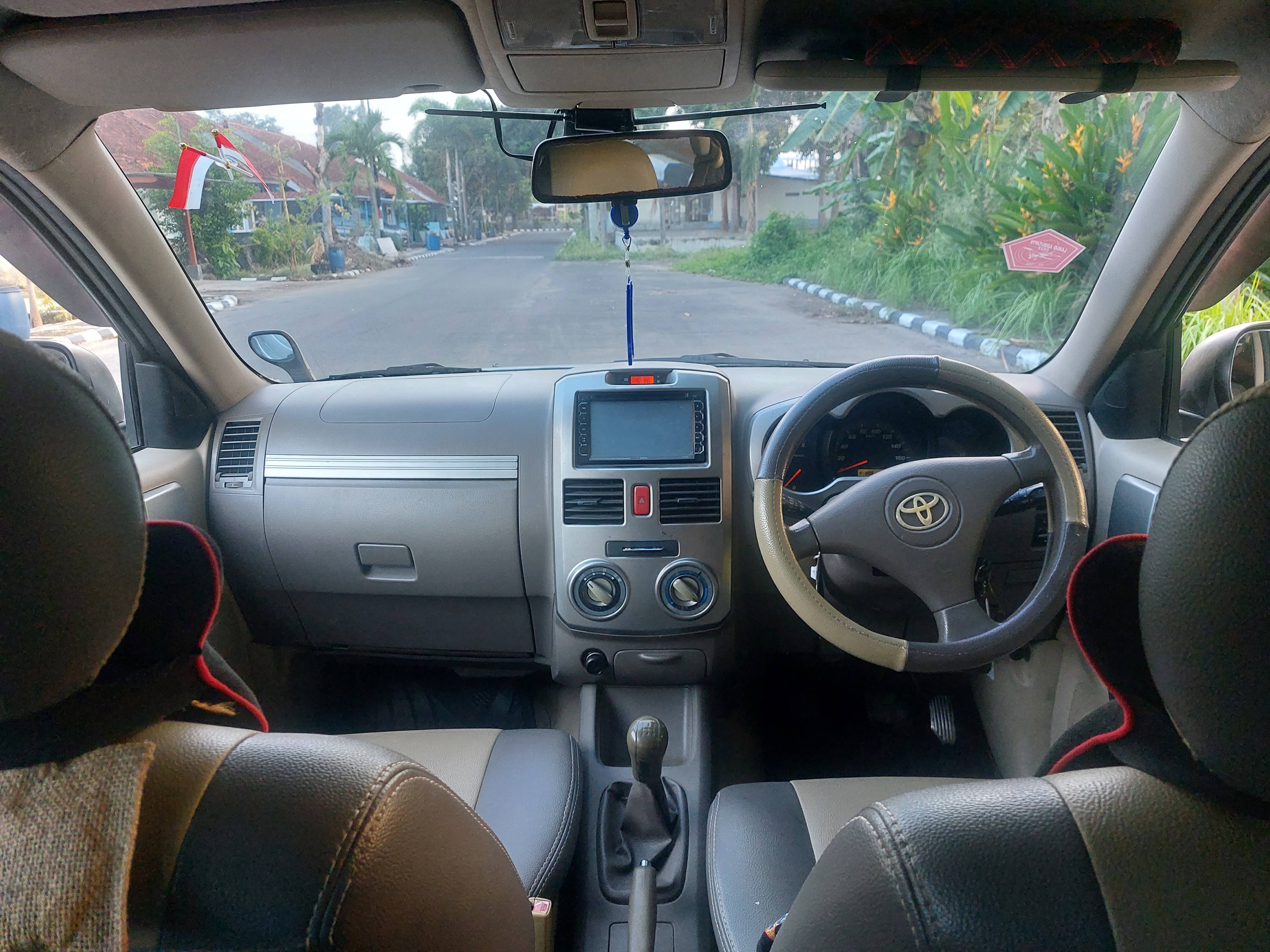 2010 Toyota Rush 2010 Toyota Rush