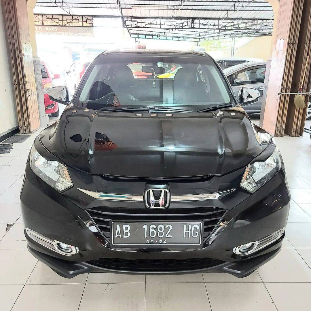 2015 Honda HRV 1.5L E CVT Bekas