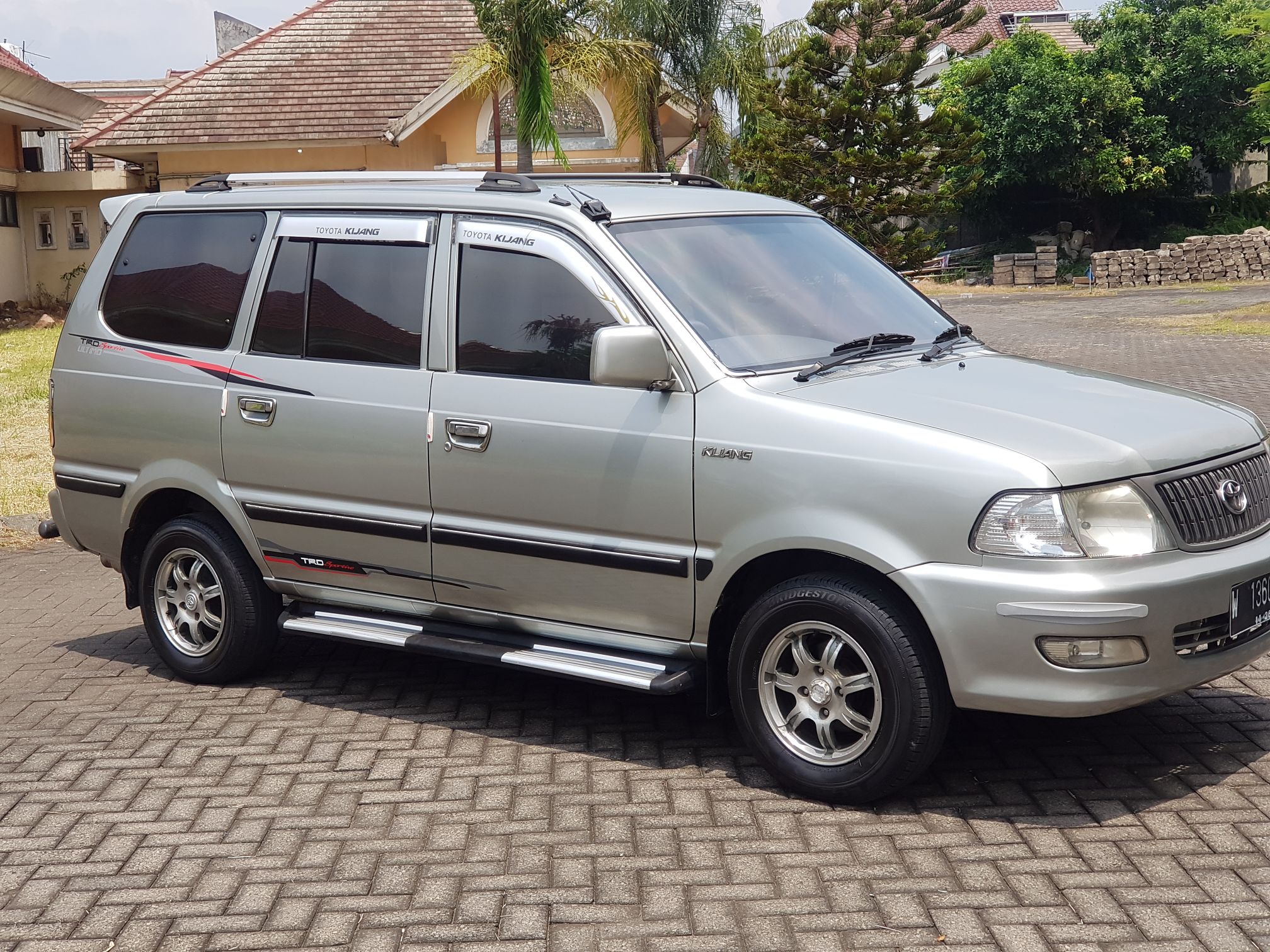 2004 Toyota Kijang  2004 Toyota Kijang