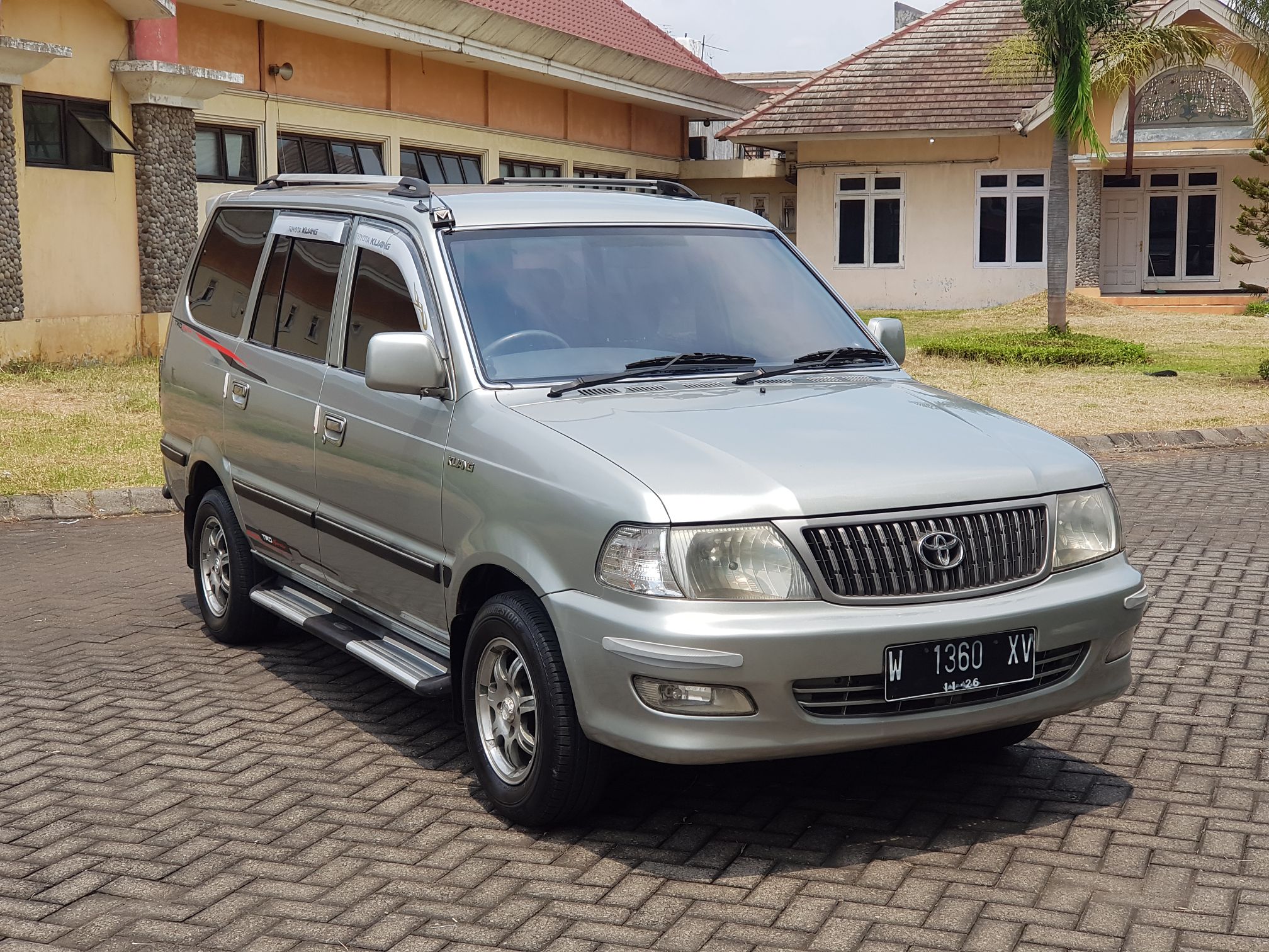 2004 Toyota Kijang  2004 Toyota Kijang