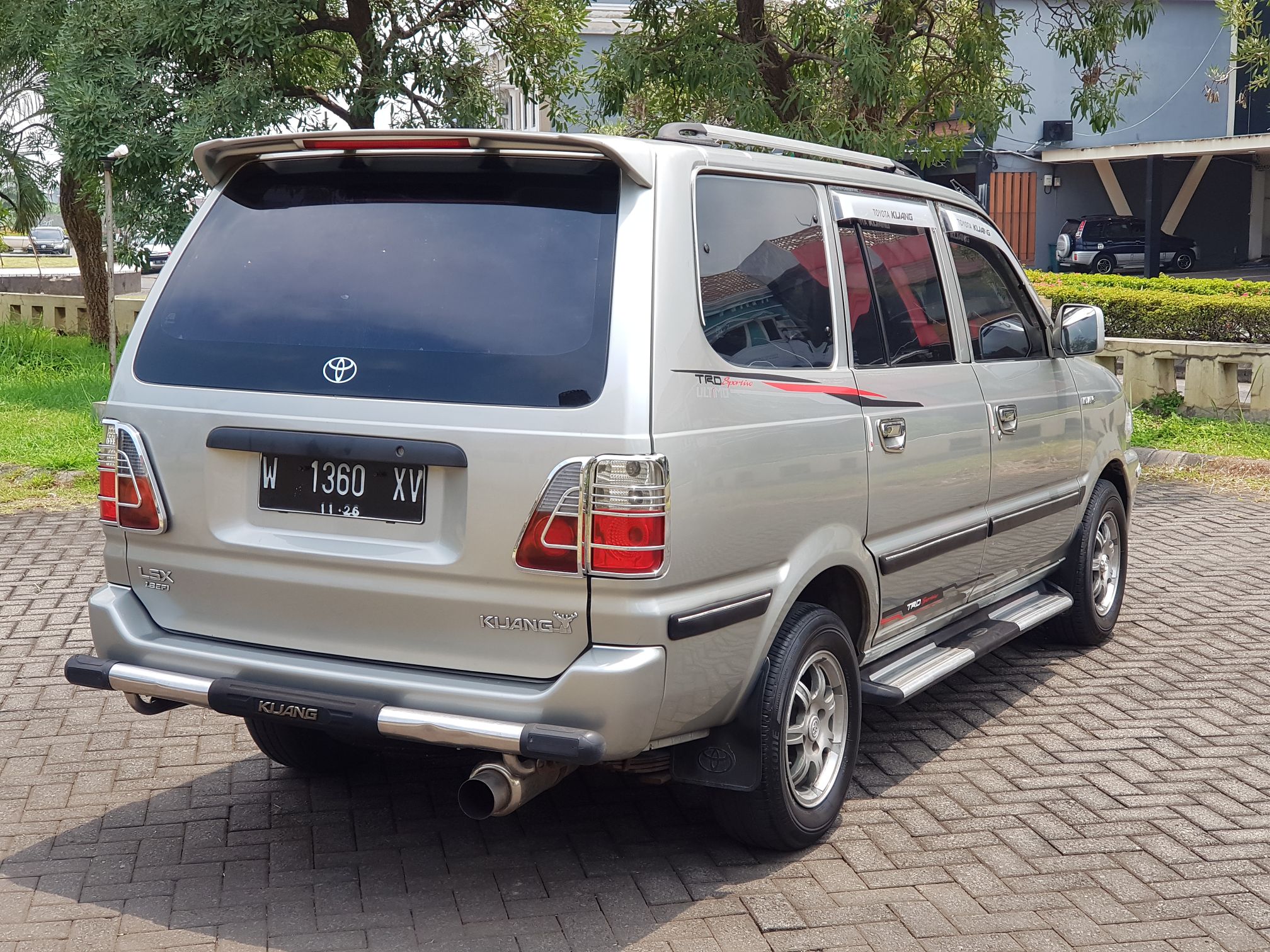 2004 Toyota Kijang  2004 Toyota Kijang