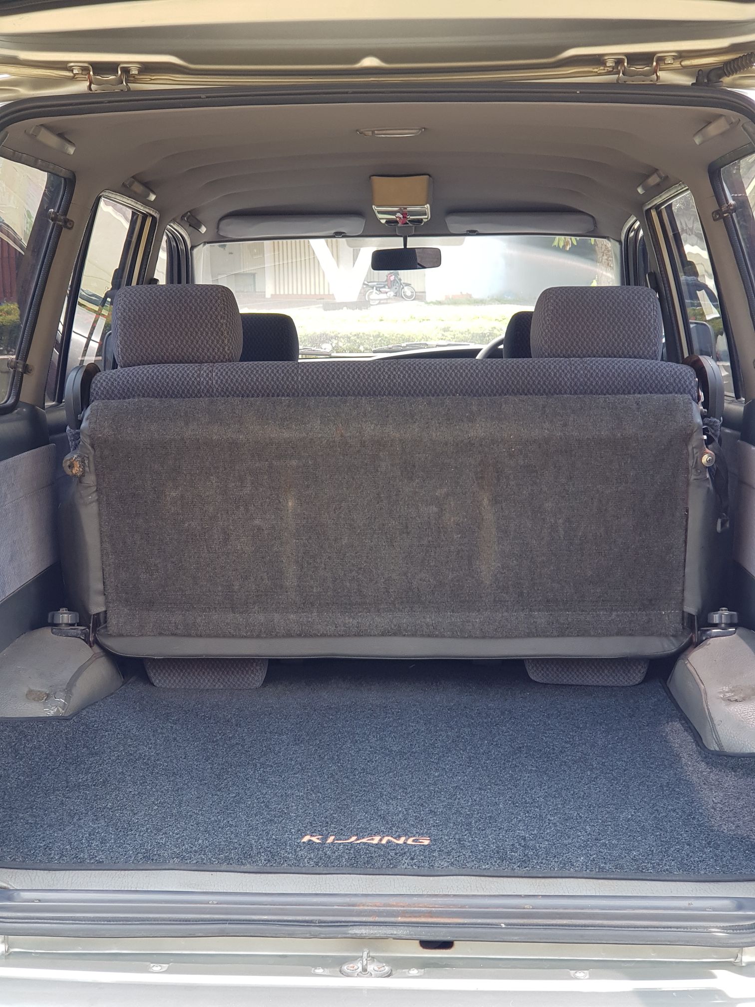 2004 Toyota Kijang  2004 Toyota Kijang