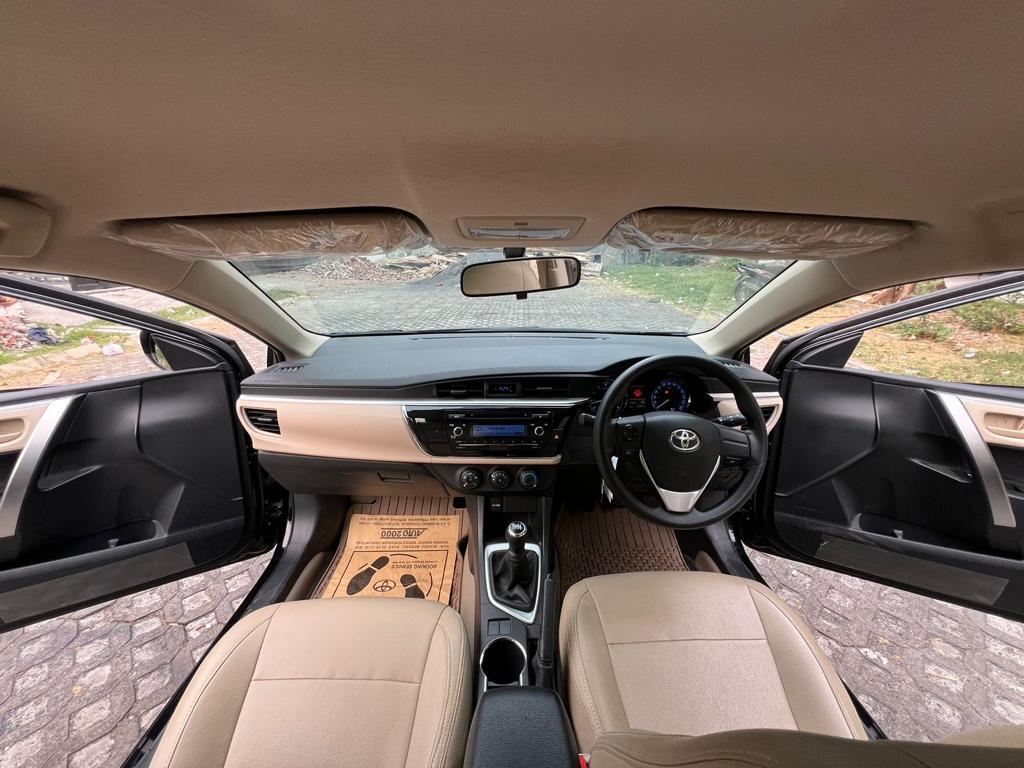 2015 Toyota Corolla Altis 2015 Toyota Corolla Altis