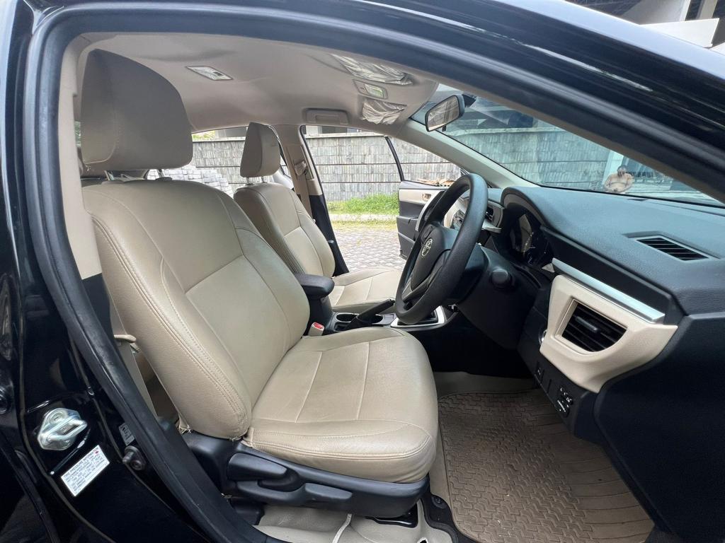 2015 Toyota Corolla Altis 2015 Toyota Corolla Altis