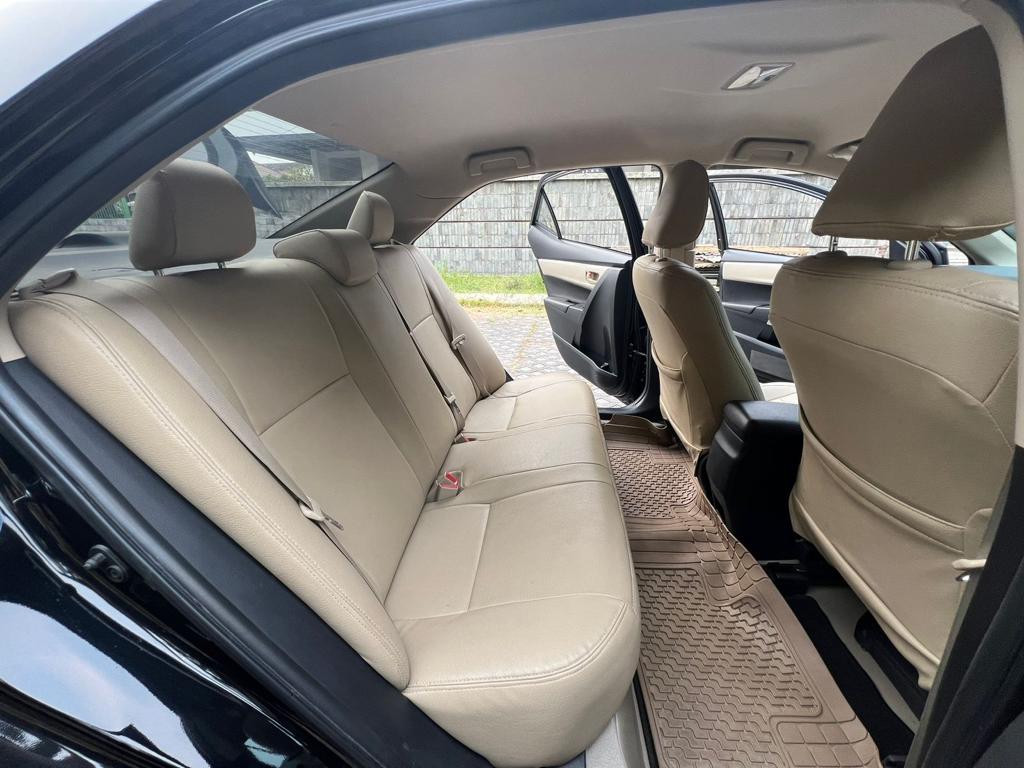 2015 Toyota Corolla Altis 2015 Toyota Corolla Altis