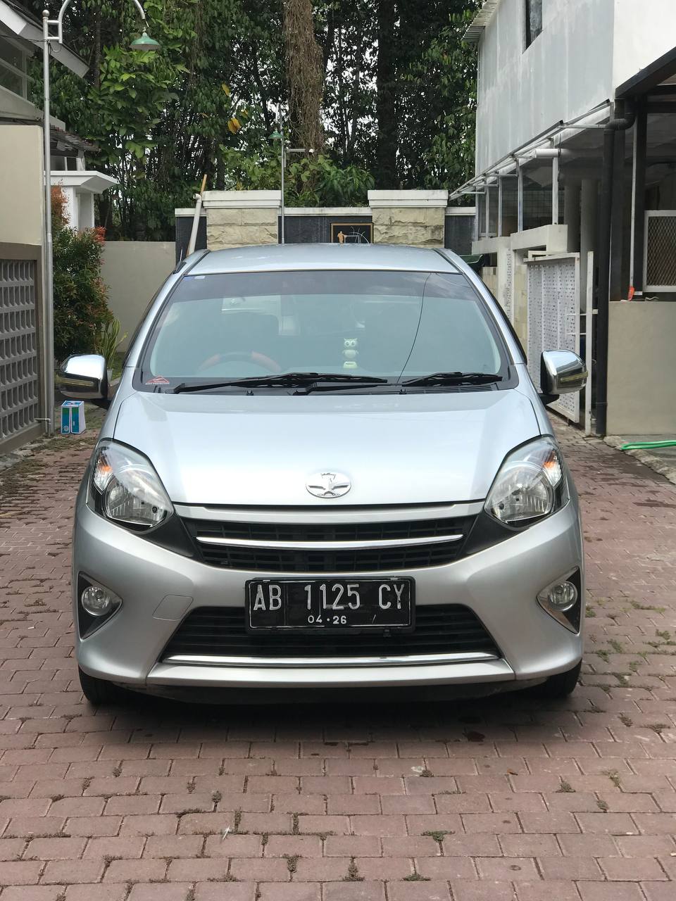 2016 Toyota Agya  1.0 G AT 2016 Toyota Agya  1.0 G AT