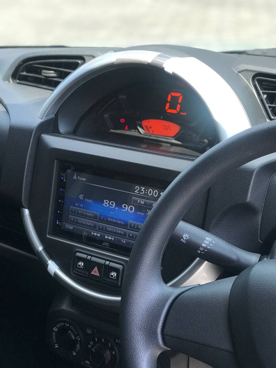 2022 Suzuki S-Presso 1.0L  AGS 2022 Suzuki S-Presso 1.0L  AGS