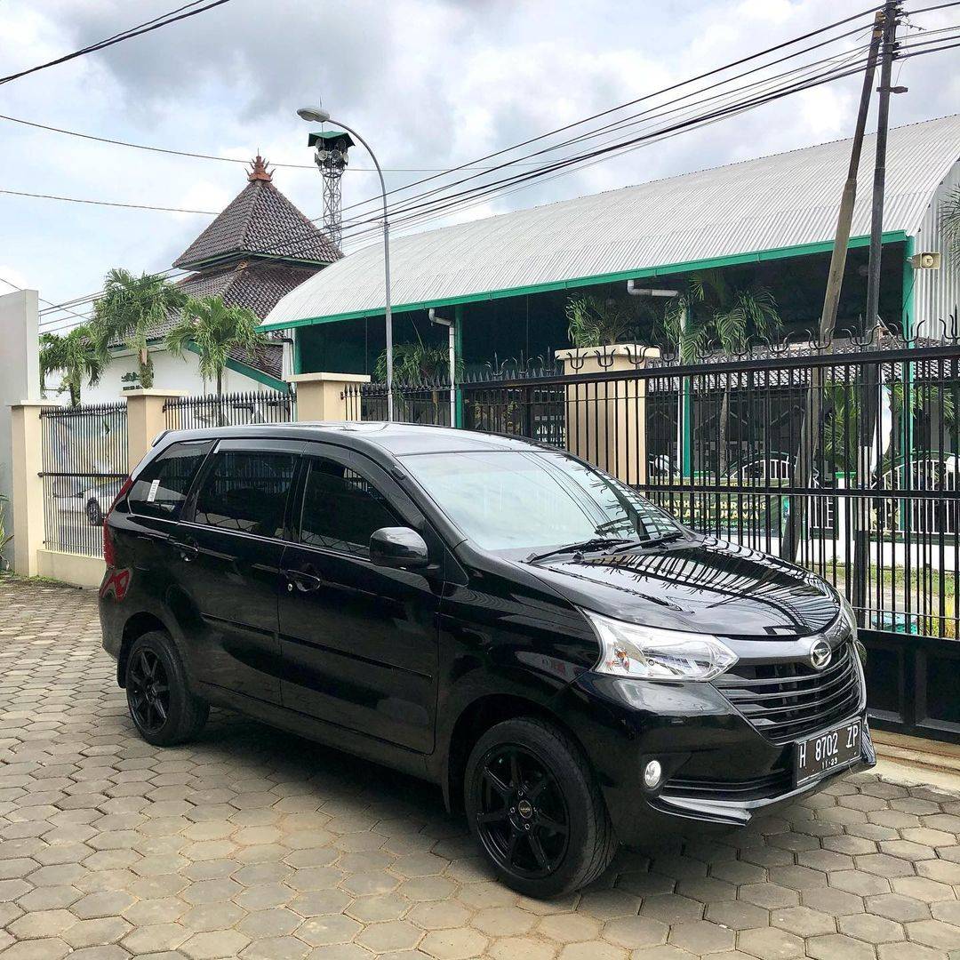 2016 Daihatsu Xenia 2016 Daihatsu Xenia