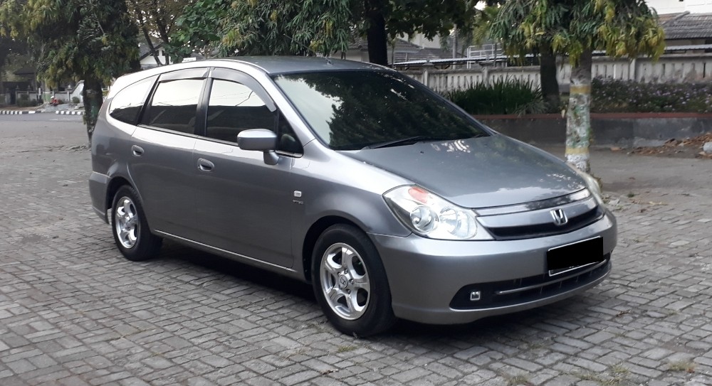 2005 Honda Stream