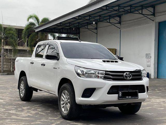 2017 Toyota Hilux Double Cabin G 2.5L MT 2017 Toyota Hilux Double Cabin G 2.5L MT