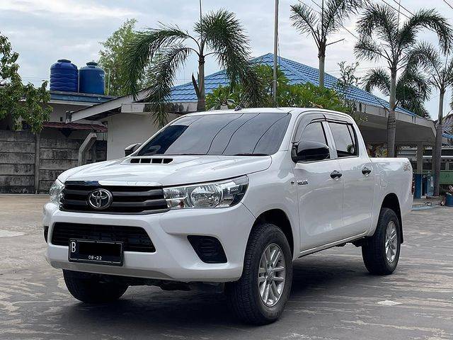 2017 Toyota Hilux Double Cabin G 2.5L MT 2017 Toyota Hilux Double Cabin G 2.5L MT