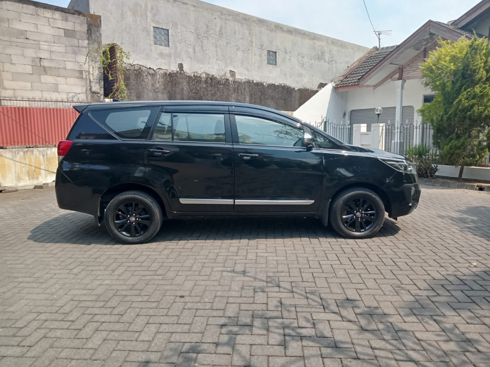 2019 Toyota Kijang Innova 2019 Toyota Kijang Innova