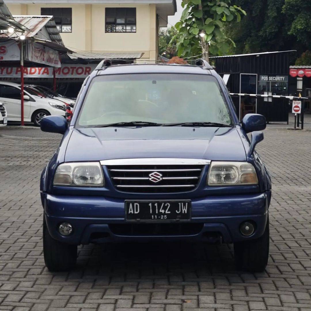 Second Hand 2002 Suzuki Escudo Second Hand 2002 Suzuki Escudo