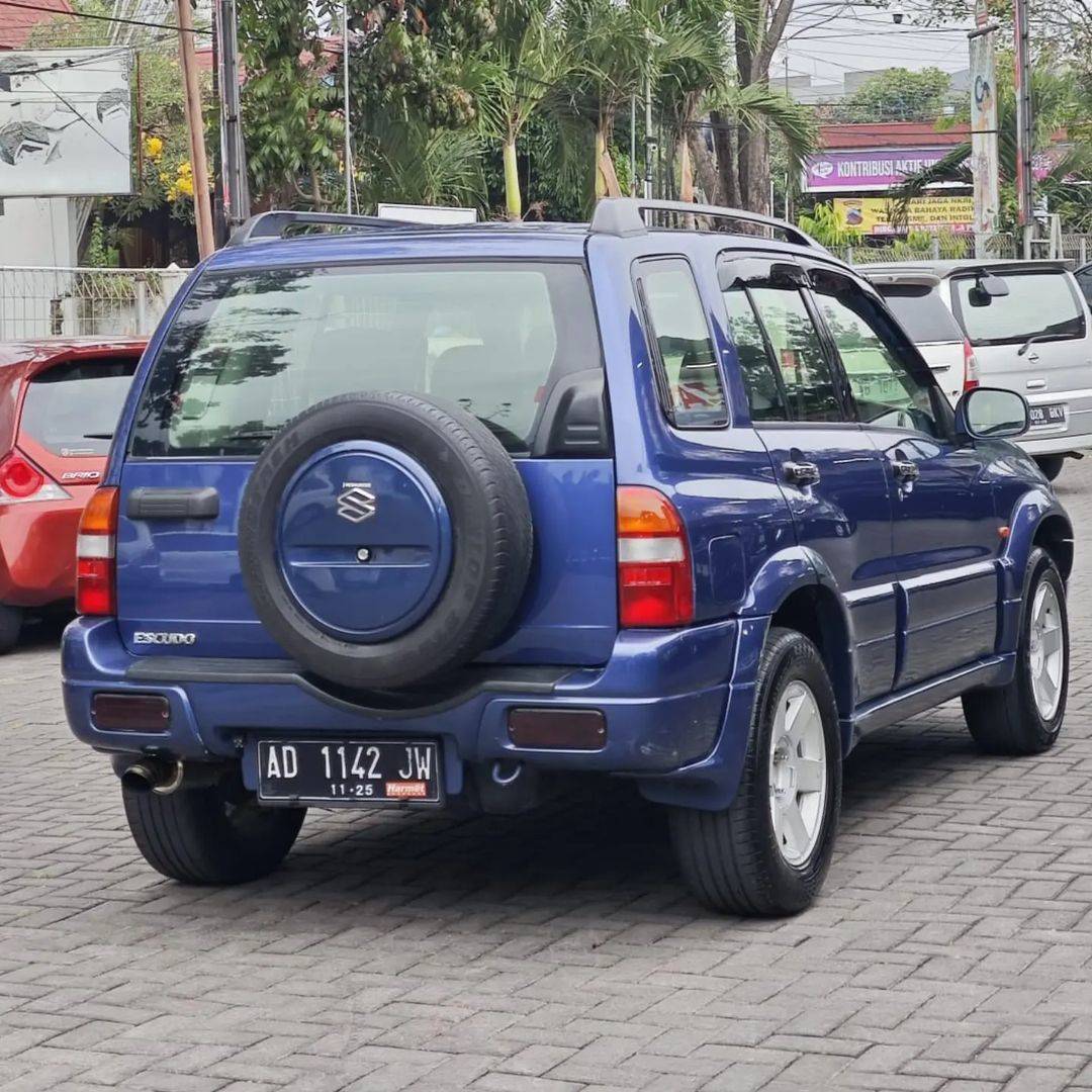 2002 Suzuki Escudo 2002 Suzuki Escudo
