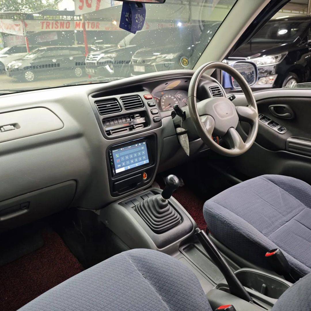 2002 Suzuki Escudo 2002 Suzuki Escudo