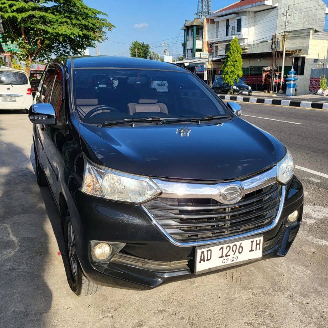 Second Hand 2017 Daihatsu Xenia Second Hand 2017 Daihatsu Xenia