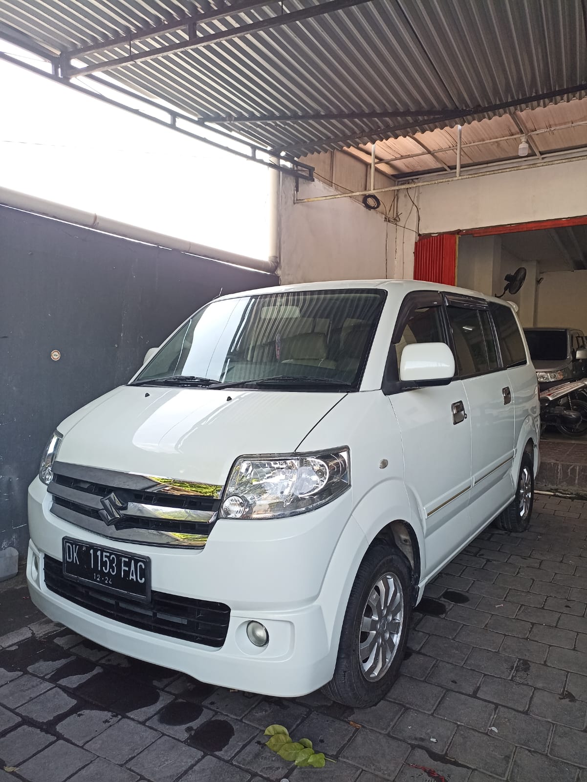 Second Hand 2013 Suzuki APV Arena Second Hand 2013 Suzuki APV Arena