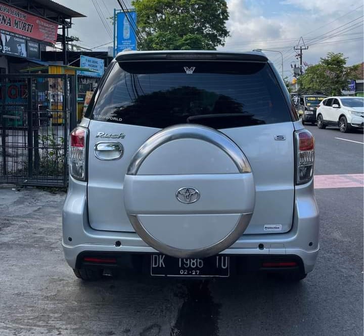 2012 Toyota Rush 2012 Toyota Rush