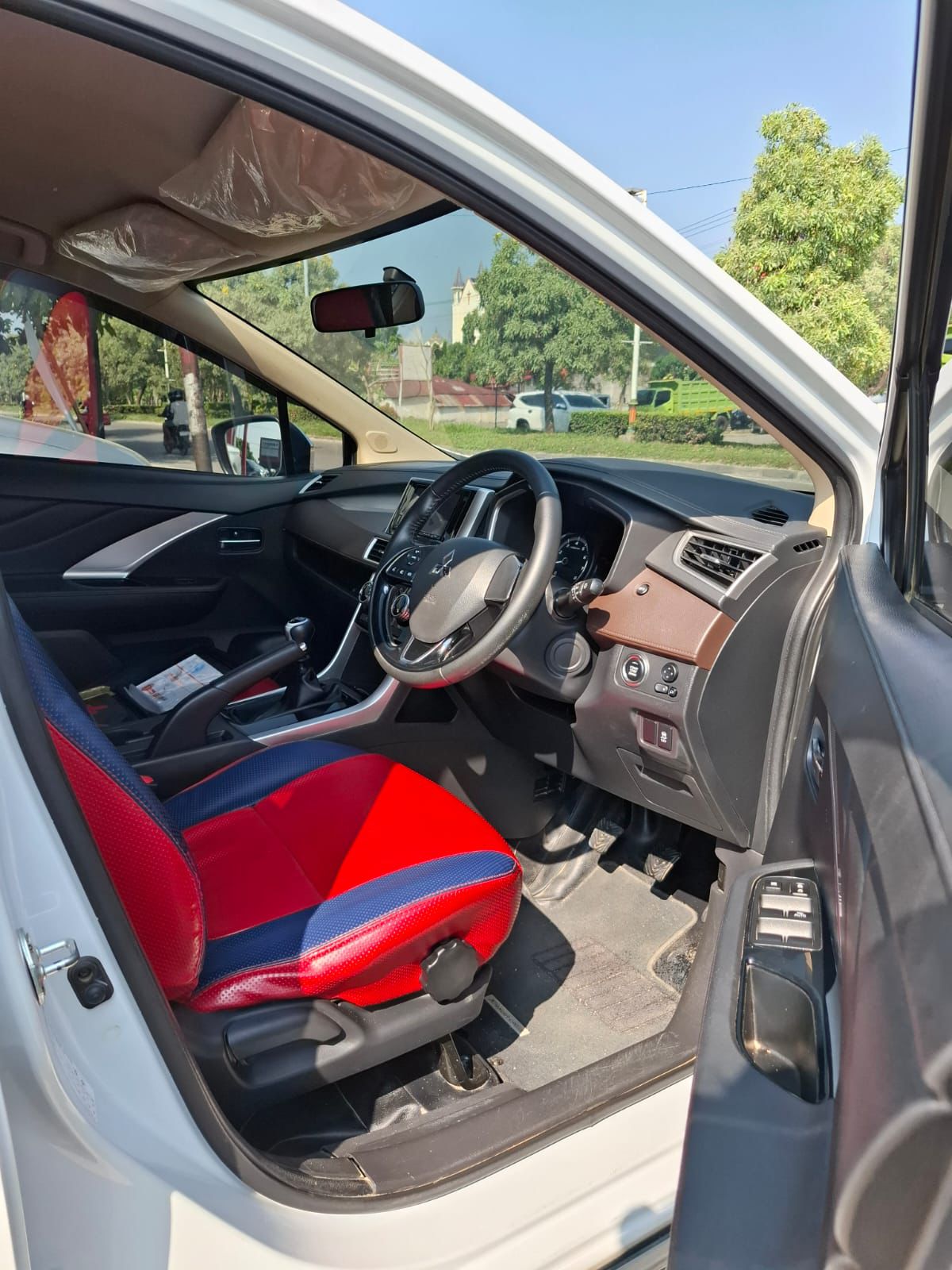 2020 Mitsubishi Xpander Cross MT 2020 Mitsubishi Xpander Cross MT