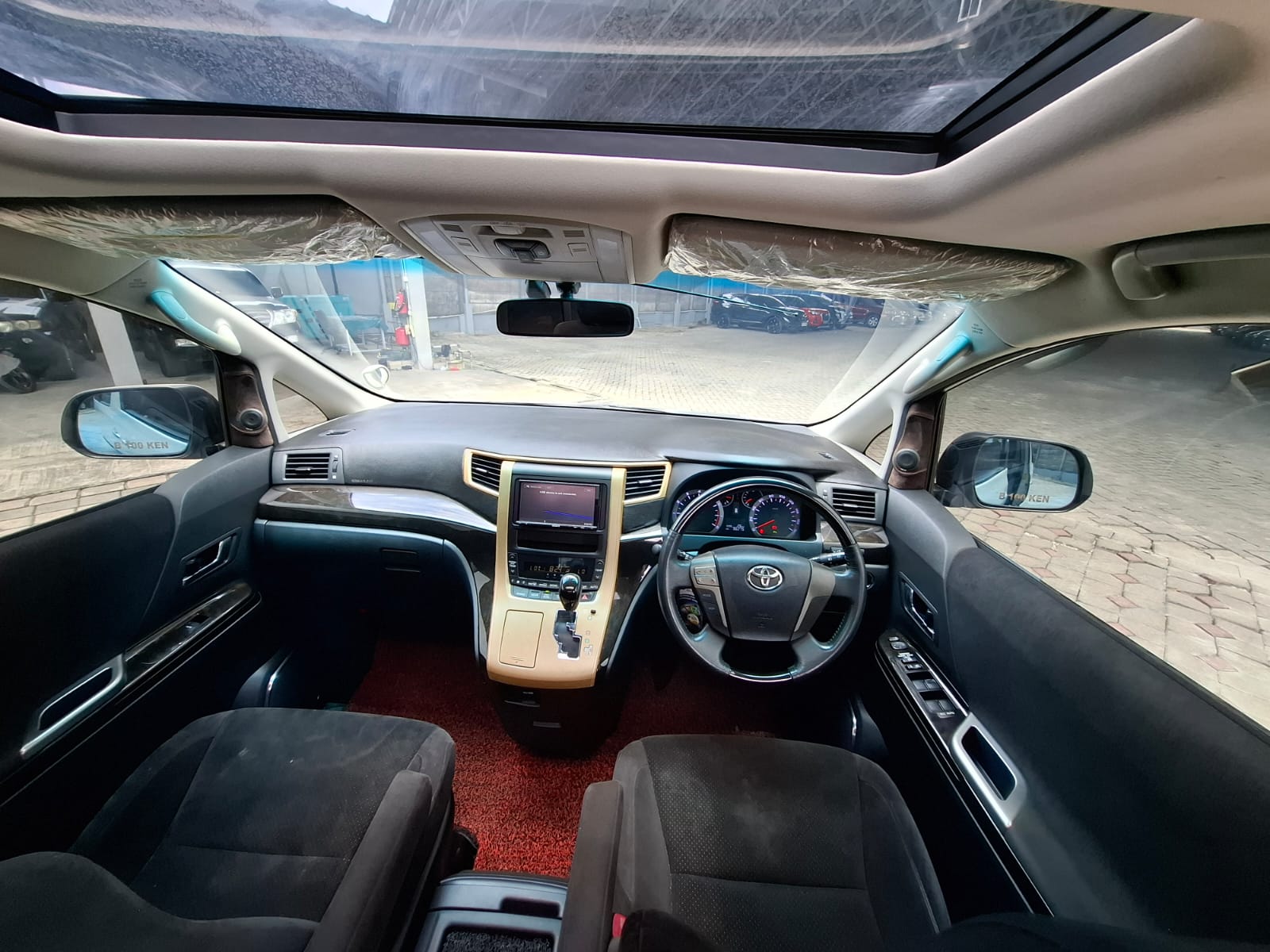 2011 Toyota Vellfire 2011 Toyota Vellfire