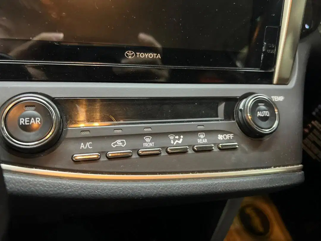 2017 Toyota Kijang Innova 2017 Toyota Kijang Innova